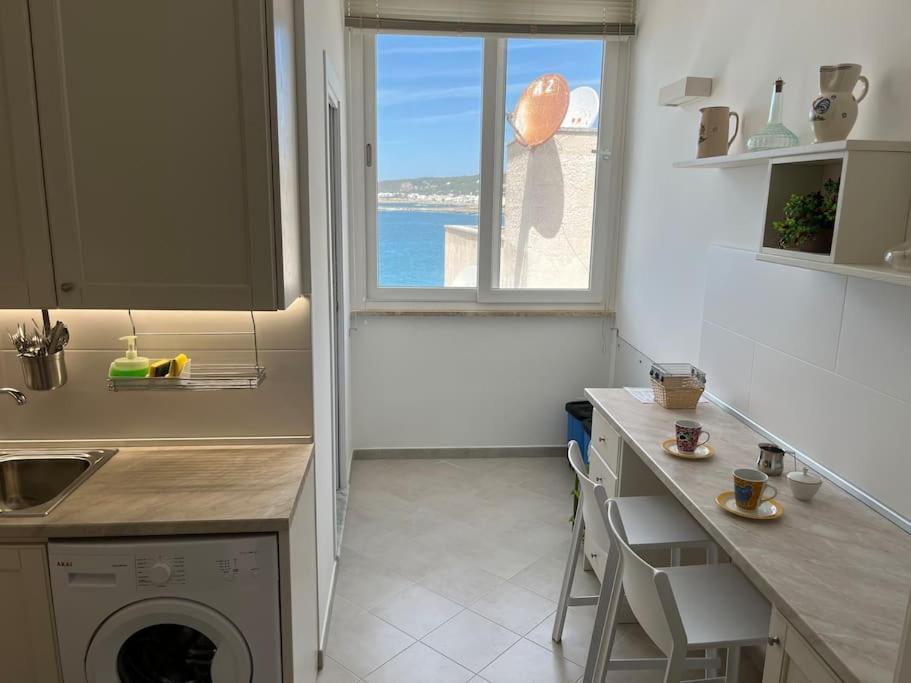Апартаменты La Terrazza Sul Mare Санта-Мария-аль-Баньо Экстерьер фото
