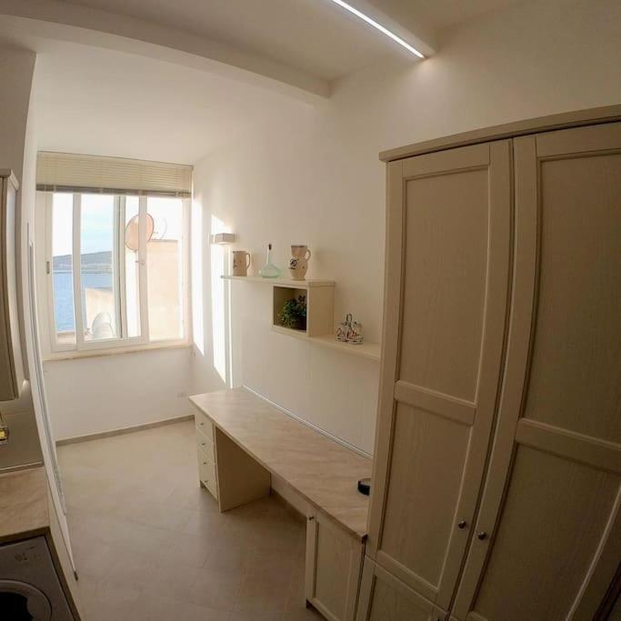 Апартаменты La Terrazza Sul Mare Санта-Мария-аль-Баньо Экстерьер фото